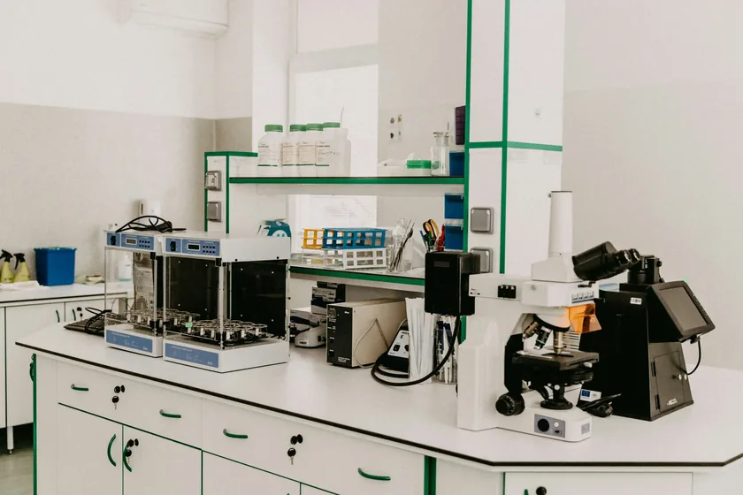 Inside PathMole Expert Lab: the histopathology and molecular diagnostics facility at Shri JP Tower, Sector 6, Gurugram.